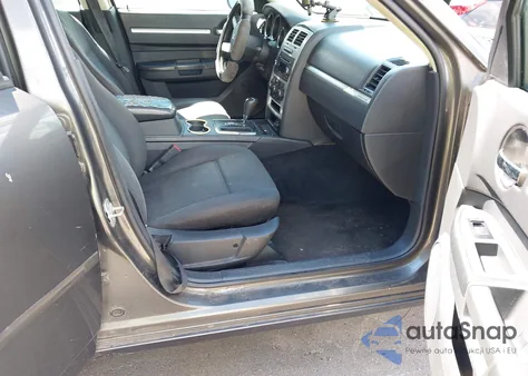 2010 Dodge Charger Sxt z USA, uszkodzony, nr VIN 2B3CA3CV9AH243923